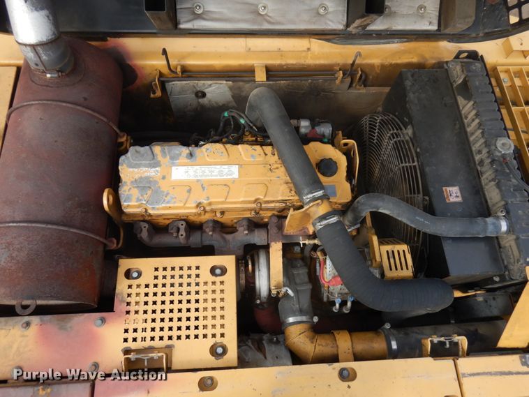 image for item HR9122 2002 Caterpillar 330C L  excavator