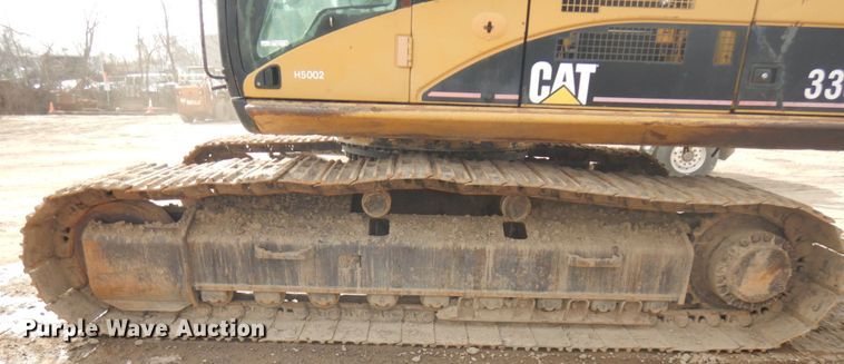 image for item HR9122 2002 Caterpillar 330C L  excavator