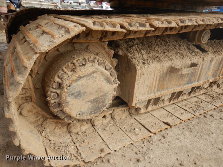 image for item HR9122 2002 Caterpillar 330C L  excavator