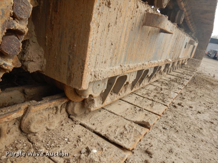 image for item HR9122 2002 Caterpillar 330C L  excavator