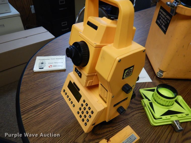 image for item HR9123 Spectra Physics Constructor DC600 total station