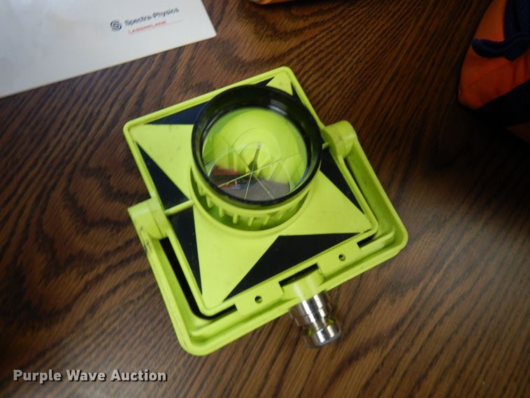 image for item HR9123 Spectra Physics Constructor DC600 total station