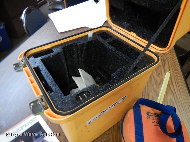 image for item HR9123 Spectra Physics Constructor DC600 total station