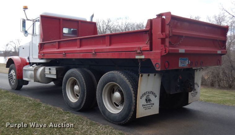 image for item HR9139 1992 Peterbilt 379  dump truck