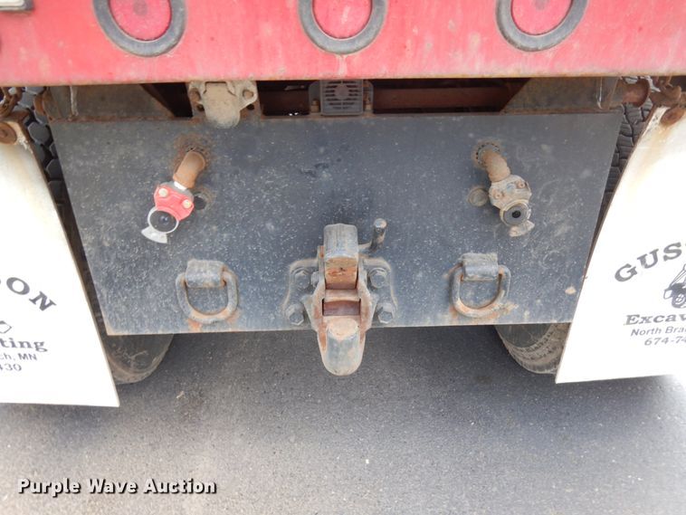 image for item HR9139 1992 Peterbilt 379  dump truck