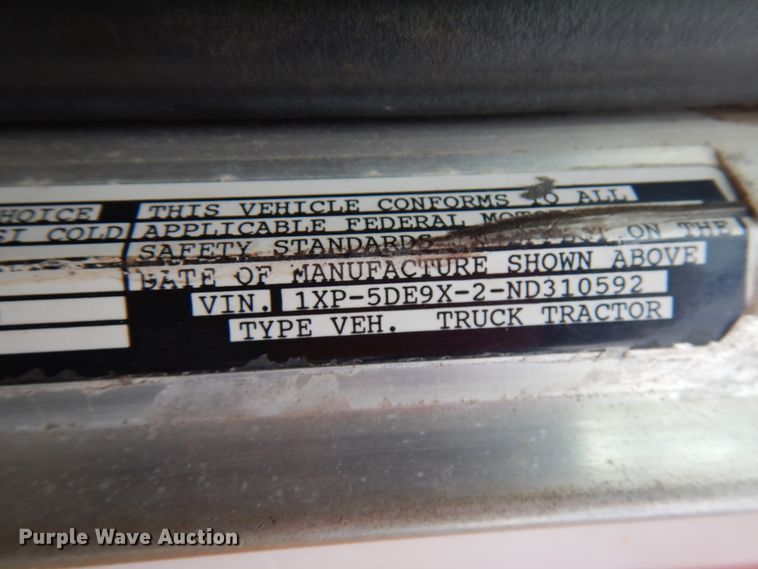 image for item HR9139 1992 Peterbilt 379  dump truck