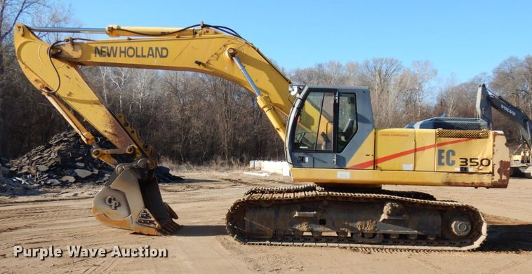 image for item HR9145 New Holland EC350  excavator