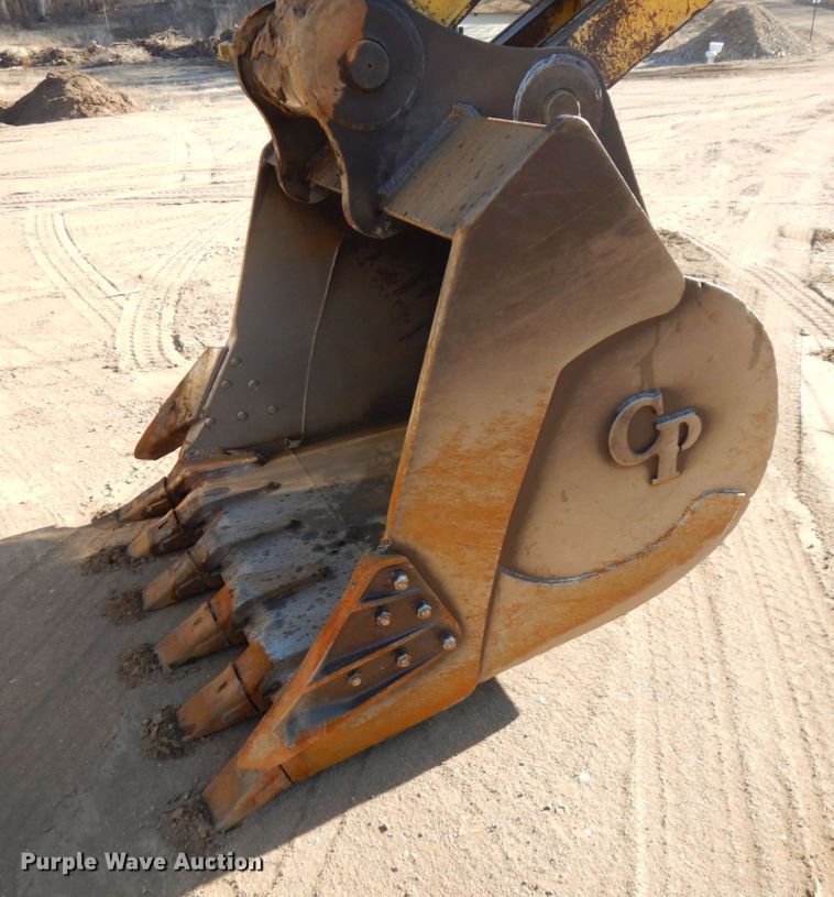 image for item HR9145 New Holland EC350  excavator