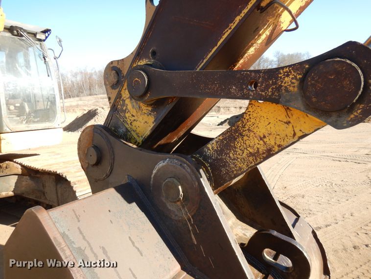 image for item HR9145 New Holland EC350  excavator