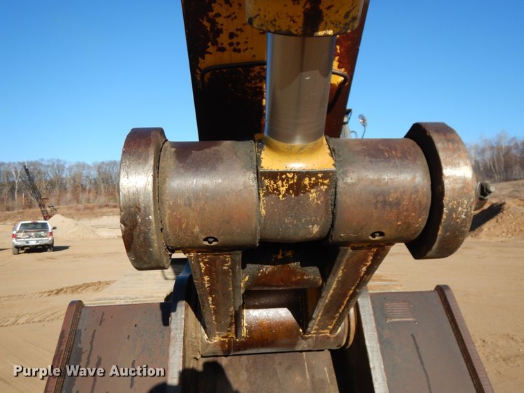 image for item HR9145 New Holland EC350  excavator