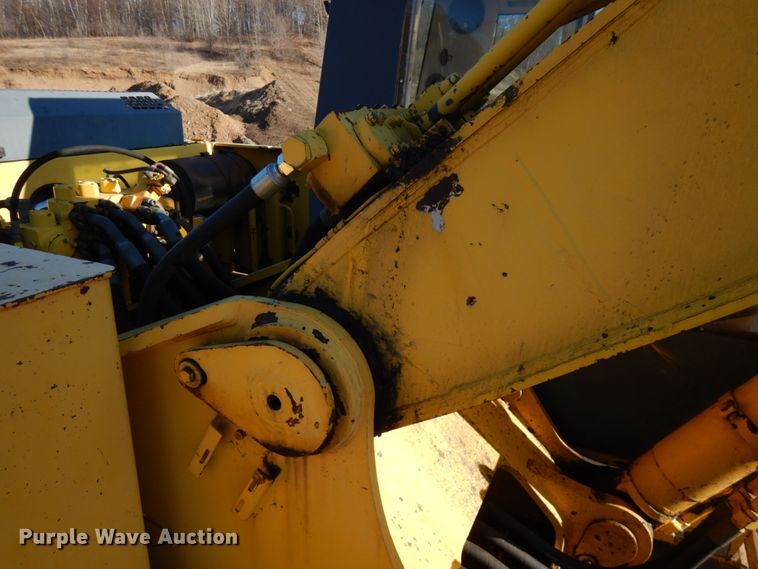 image for item HR9145 New Holland EC350  excavator