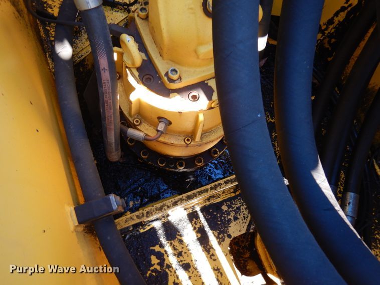 image for item HR9145 New Holland EC350  excavator