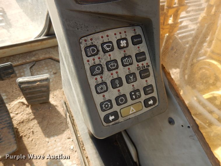 image for item HR9145 New Holland EC350  excavator