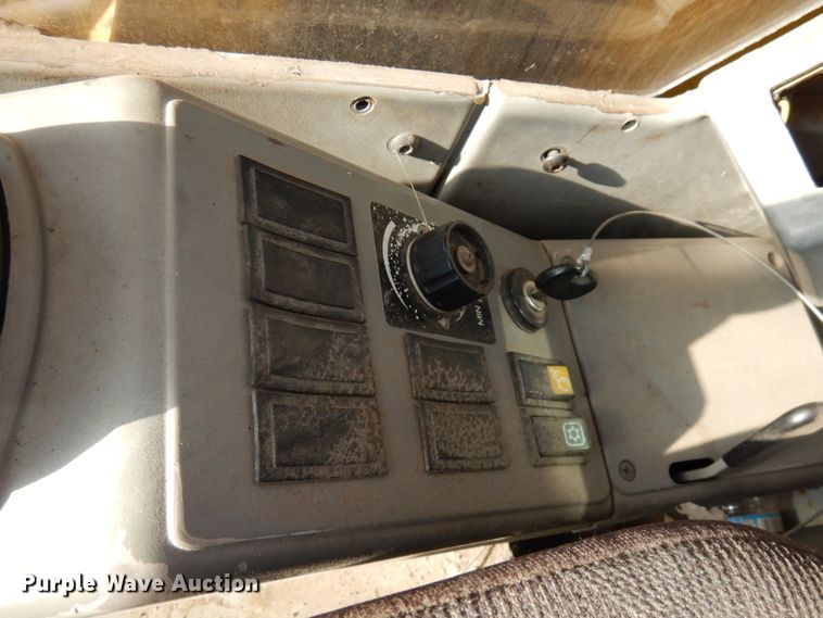 image for item HR9145 New Holland EC350  excavator