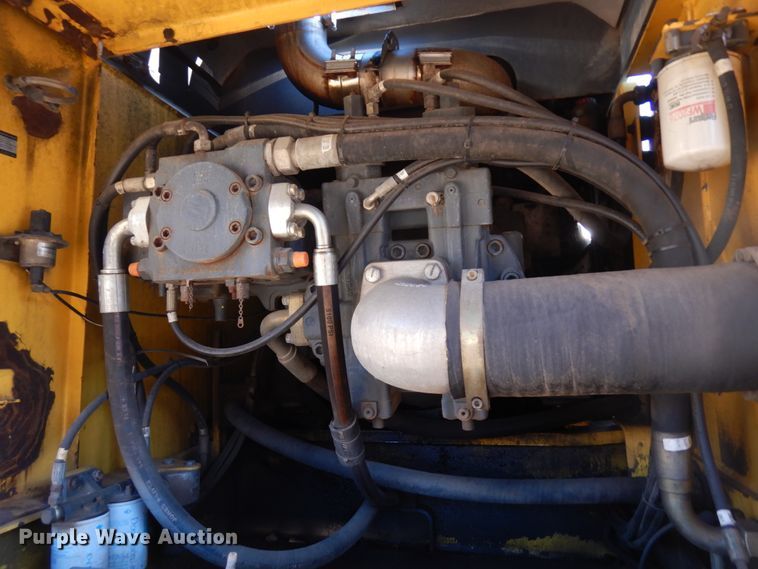 image for item HR9145 New Holland EC350  excavator