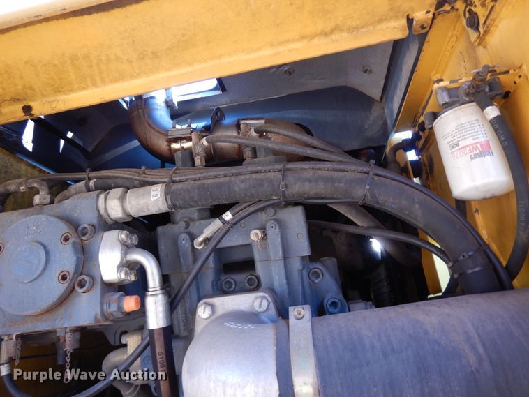 image for item HR9145 New Holland EC350  excavator