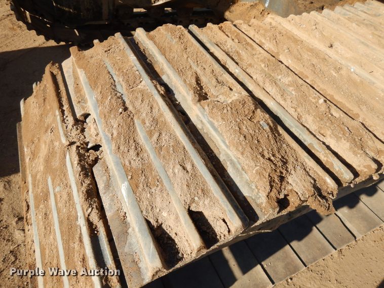 image for item HR9145 New Holland EC350  excavator