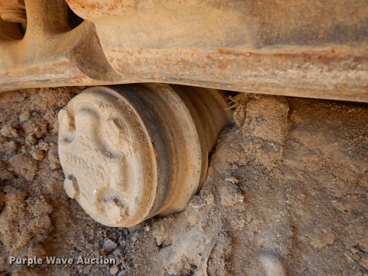 image for item HR9145 New Holland EC350  excavator