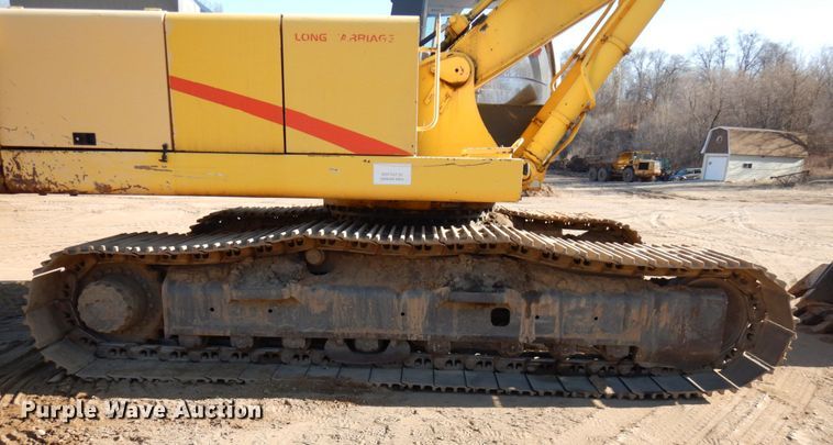 image for item HR9145 New Holland EC350  excavator