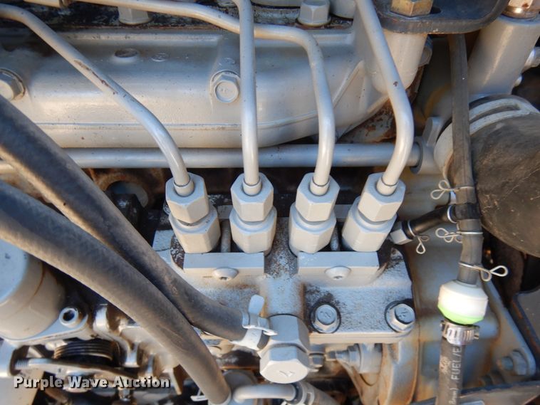 image for item HR9146 2007 Bobcat S330  skid steer loader