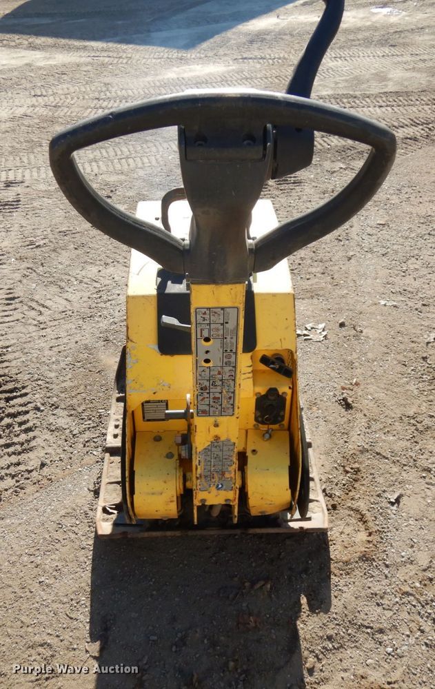 image for item HR9147 Bomag BPR 35/60 D  plate compactor