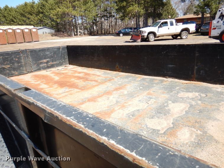 image for item HR9155 2002 Fost HD-1414  dump trailer