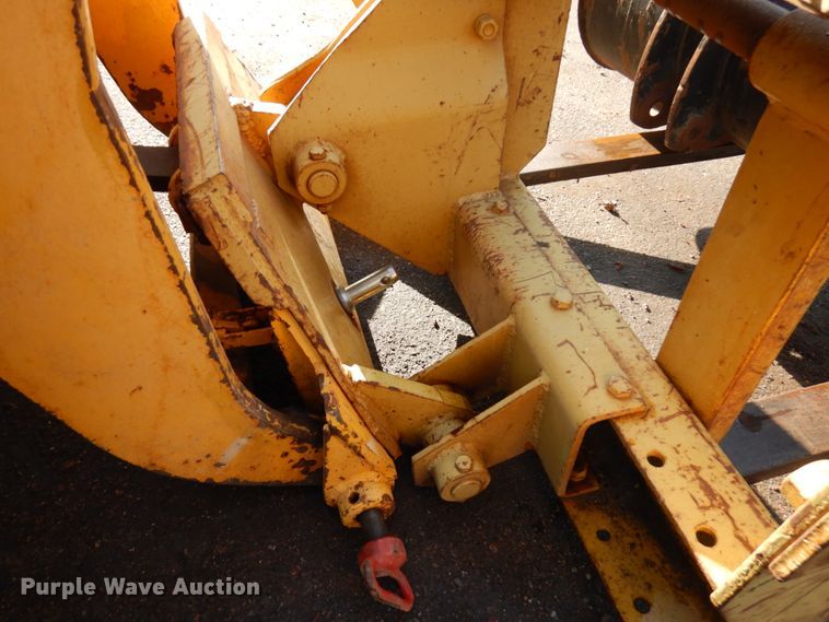 image for item HR9159 2002 Waldon 5100  compact utility loader