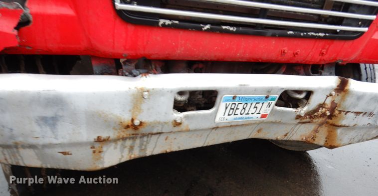 image for item HR9169 1995 Ford L9000  dump truck