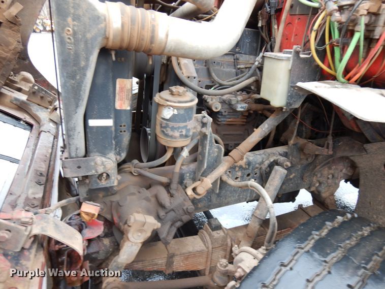 image for item HR9169 1995 Ford L9000  dump truck