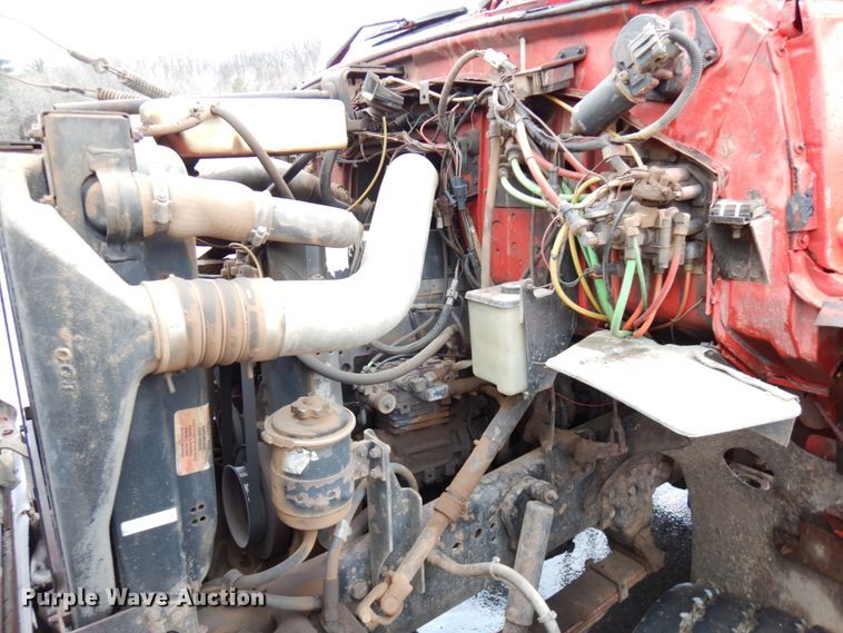 image for item HR9169 1995 Ford L9000  dump truck