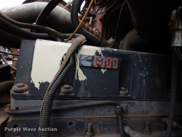 image for item HR9169 1995 Ford L9000  dump truck