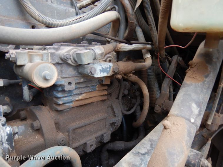 image for item HR9169 1995 Ford L9000  dump truck