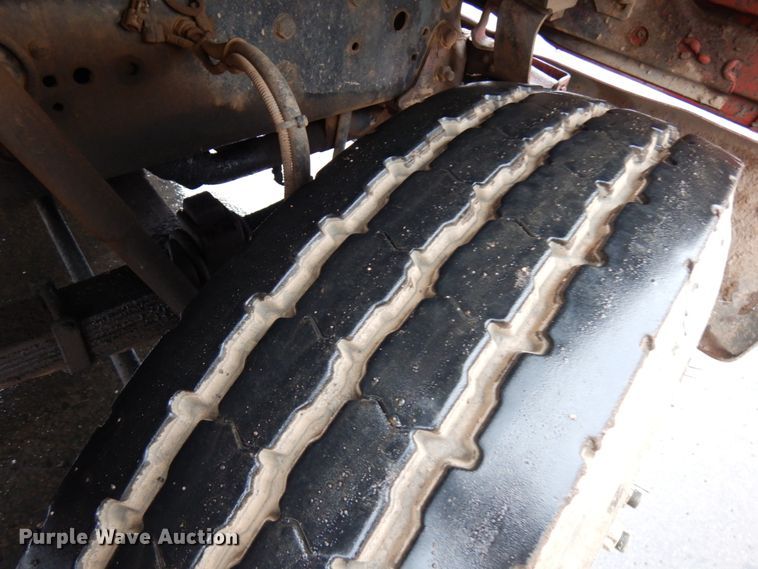 image for item HR9169 1995 Ford L9000  dump truck