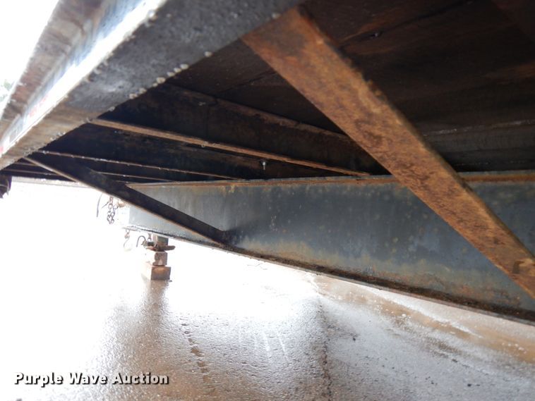 image for item HR9170 2003 equipment trailer