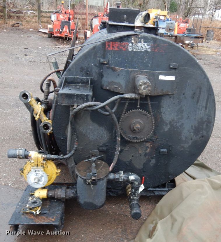 image for item HR9172 Oil distributor tank bed