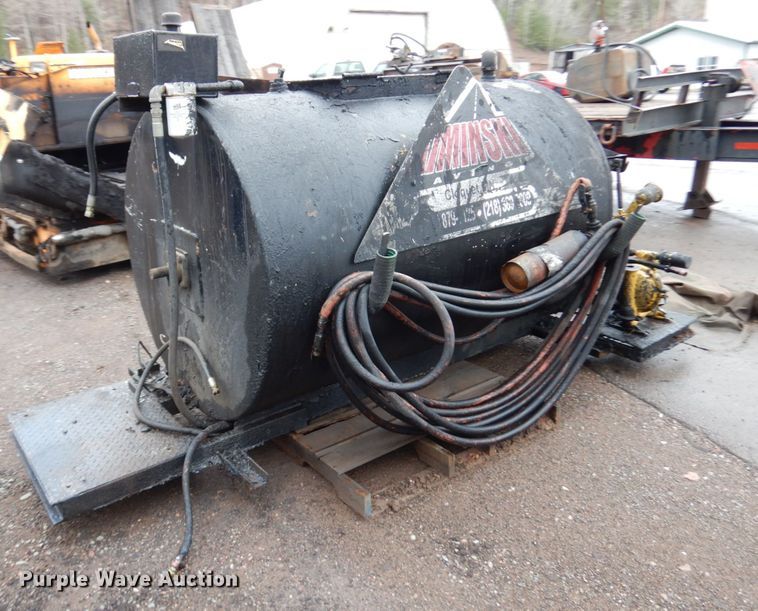 image for item HR9172 Oil distributor tank bed