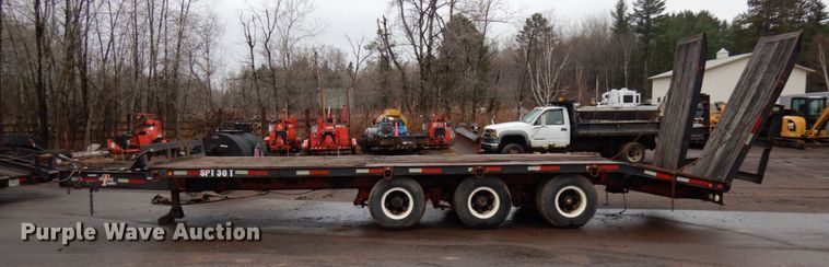 image for item HR9173 1989 Superior equipment trailer