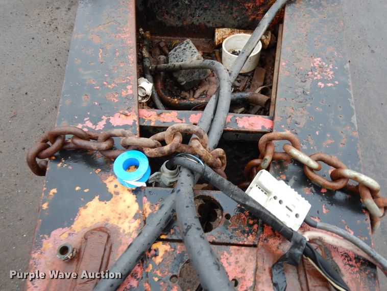 image for item HR9173 1989 Superior equipment trailer