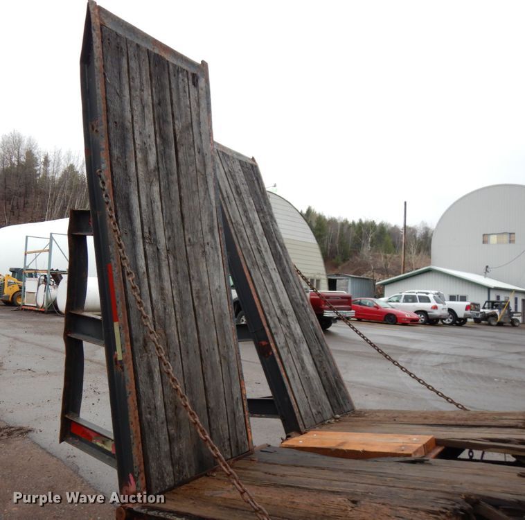 image for item HR9173 1989 Superior equipment trailer