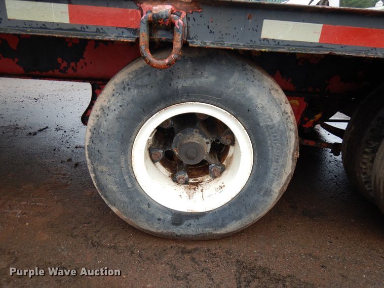 image for item HR9173 1989 Superior equipment trailer