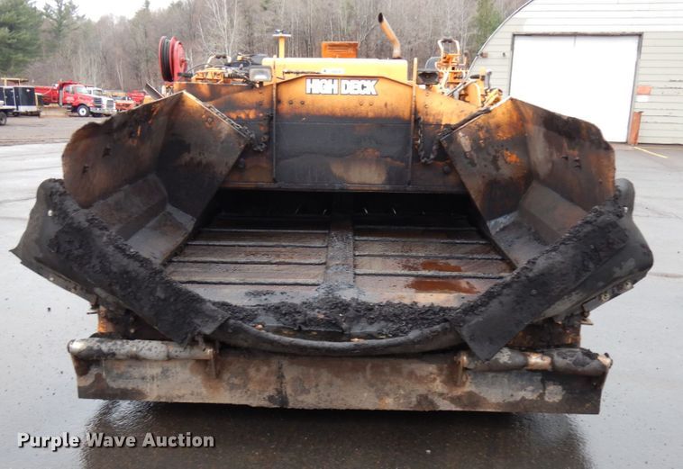 image for item HR9174 2005 LeeBoy L8500T  paver