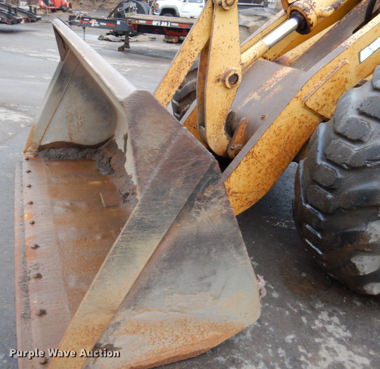 image for item HR9179 Ford A66  wheel loader