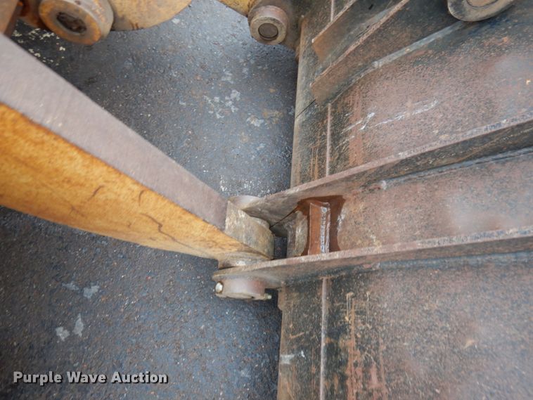 image for item HR9179 Ford A66  wheel loader