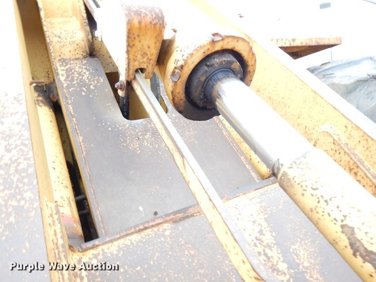 image for item HR9179 Ford A66  wheel loader