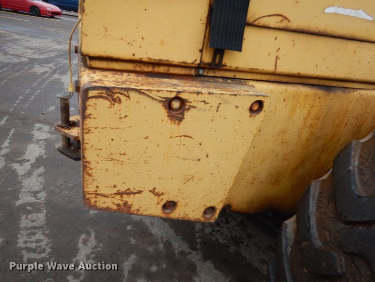 image for item HR9179 Ford A66  wheel loader