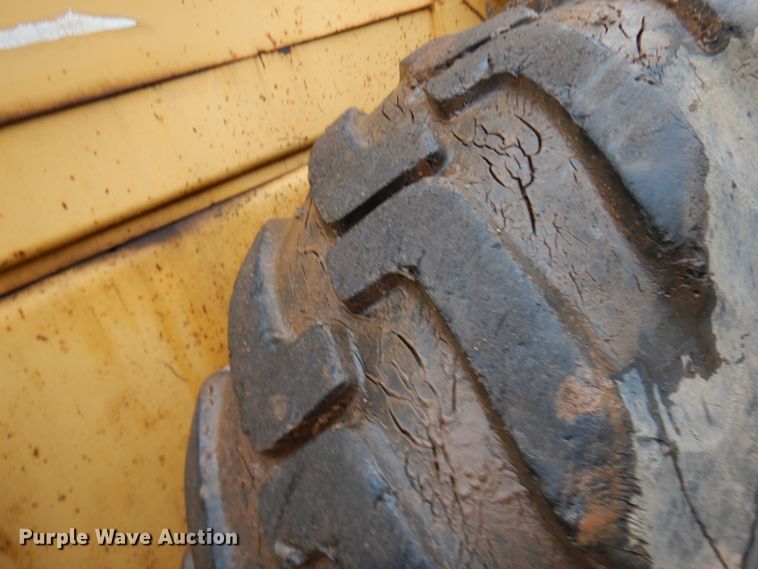 image for item HR9179 Ford A66  wheel loader