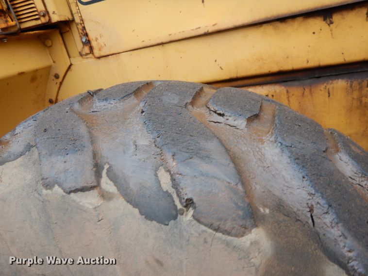 image for item HR9179 Ford A66  wheel loader