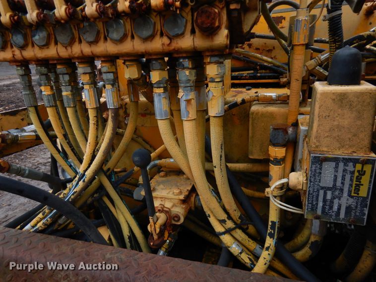 image for item HR9181 LeeBoy 8000  paver