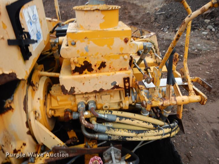 image for item HR9181 LeeBoy 8000  paver