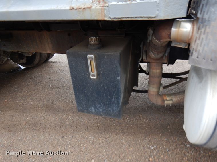 image for item HR9182 1997 Mack RD688S  dump truck